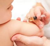 Vacunas Covid en niños, médicos británicos: "Alto de inmediato, daño neurológico e infertilidad"