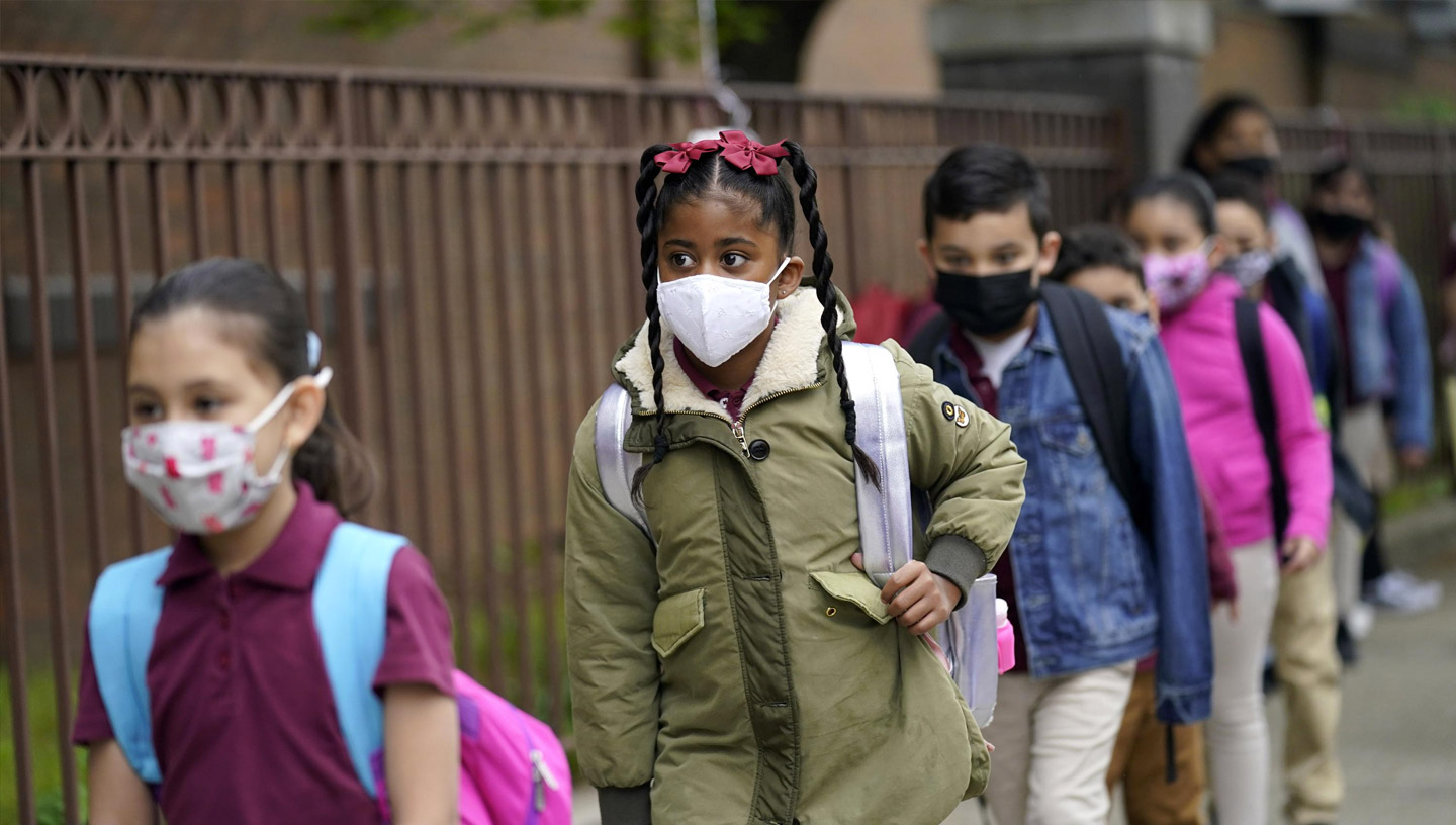 2022 | Italien | Überall in Italien wurde die Maskenpflicht außer für Kinder in der Schule aufgehoben